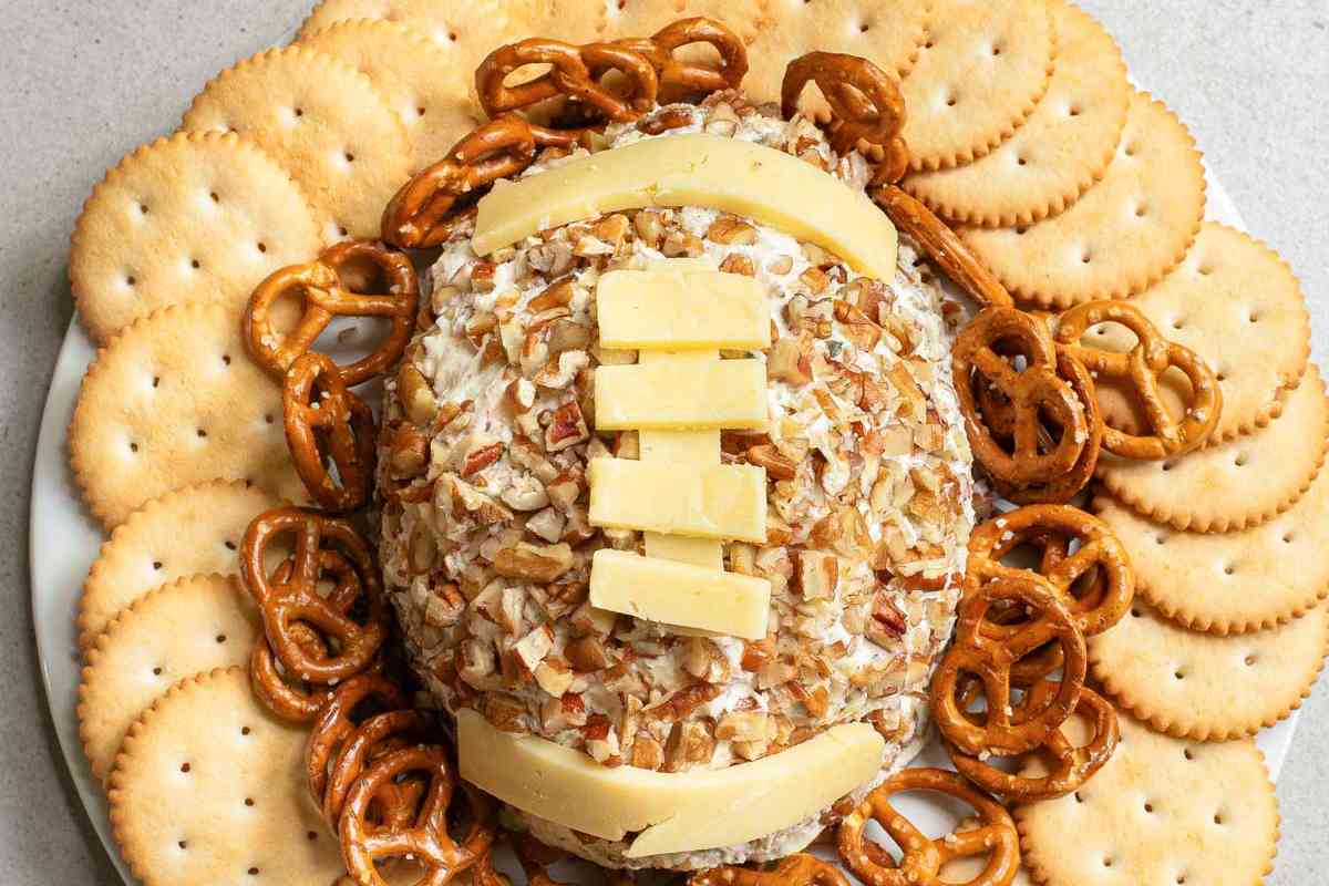 Football Cheese Ball msn image.