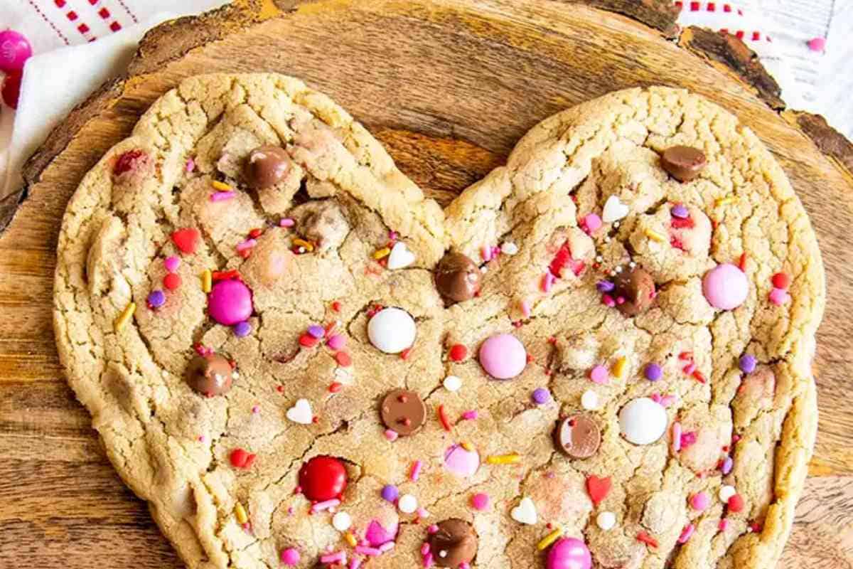 Heart Shaped Chocolate Chip Cookie msn image.
