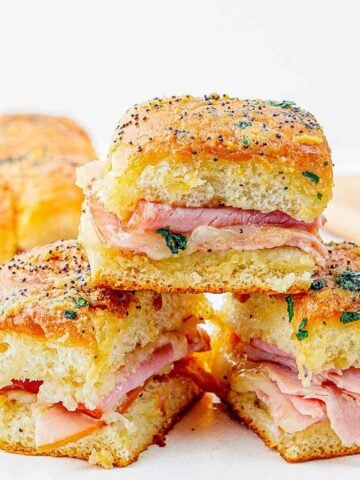 Ham and cheese sliders featured image.
