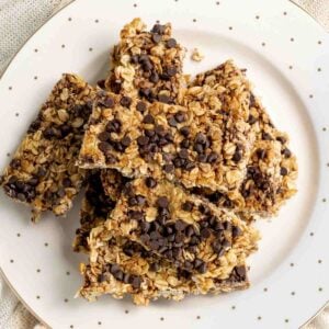 Homemade Chocolate Chip Granola Bars featured image.