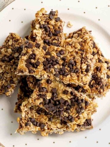 Homemade Chocolate Chip Granola Bars featured image.