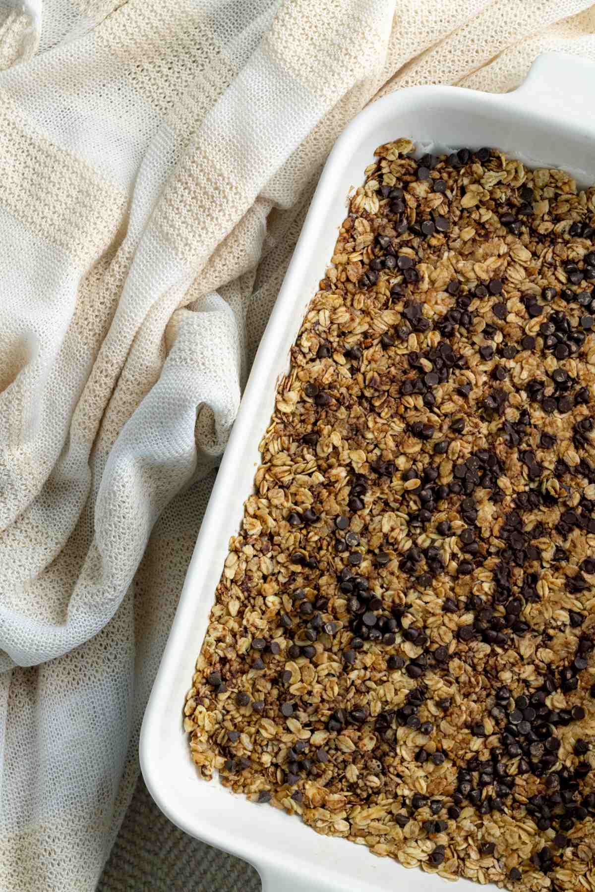 Uncut granola bars that are no bake and homemade in dish.