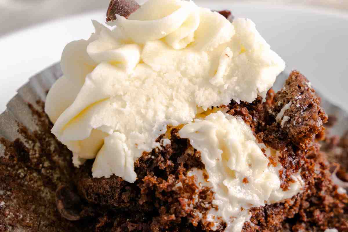 Irish Cream Cupcakes msn image.