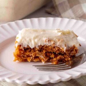 Tomato Soup Cake featured image.